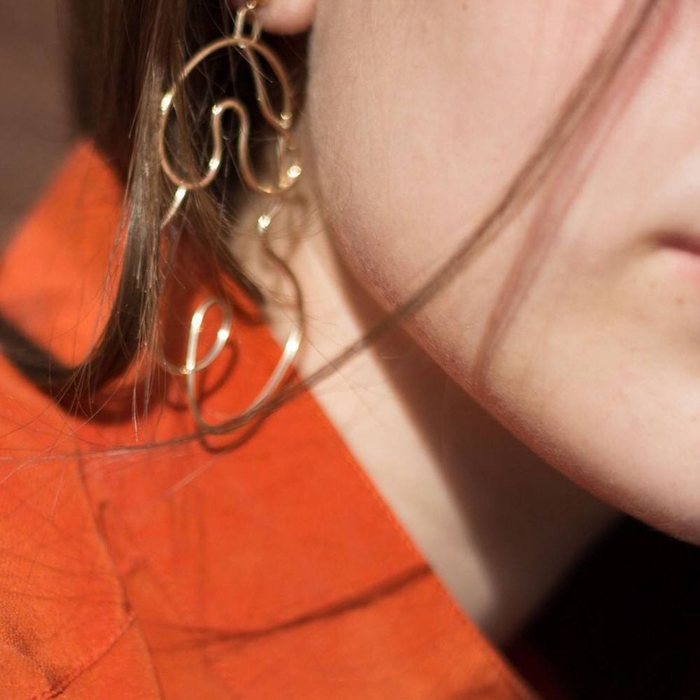 Picasso Art Feminist Minimalist Figure Earrings - Picture 4 of 7